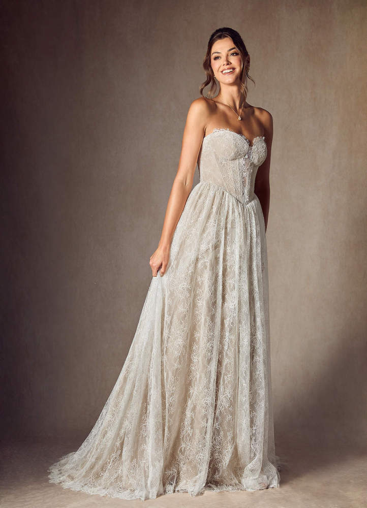 elyessen  Diamond White A-Line Strapless Lace Dress