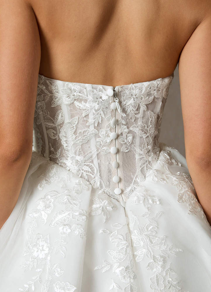 elyessen Ainsley Diamond White Ball-Gown Strapless Lace Dress