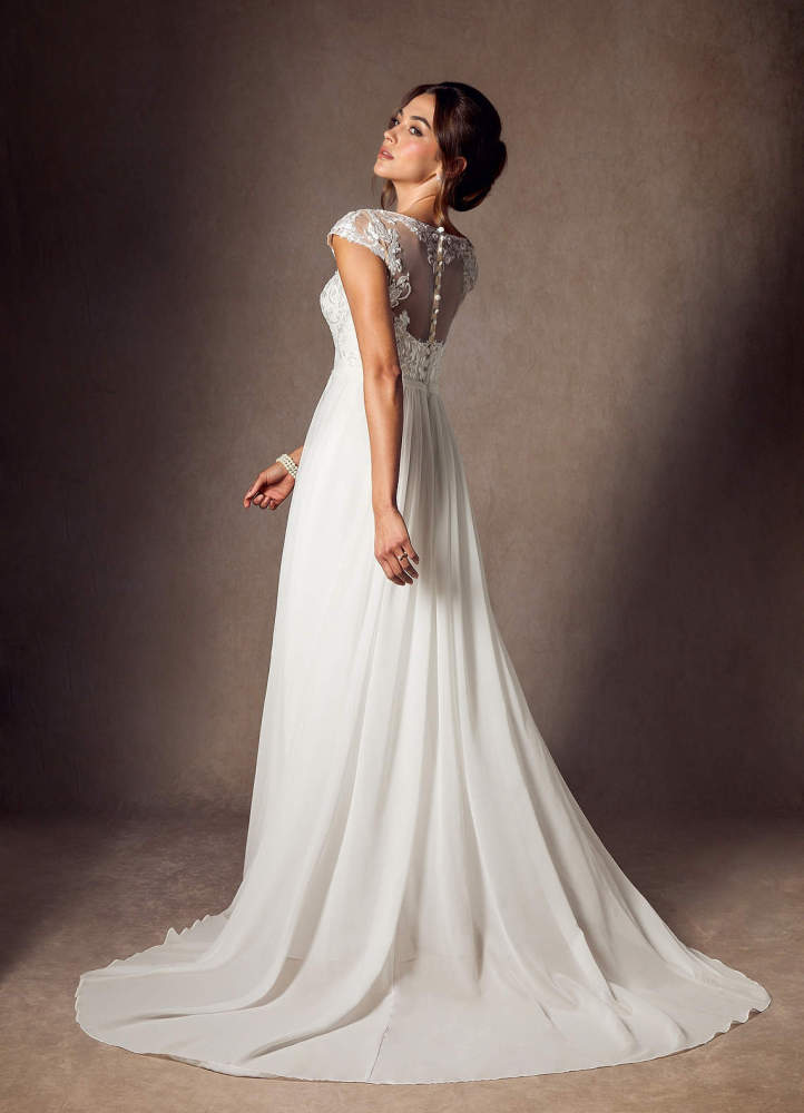 elyessen Brynslee Diamond White A-Line Scoop Sequins Chiffon Dress