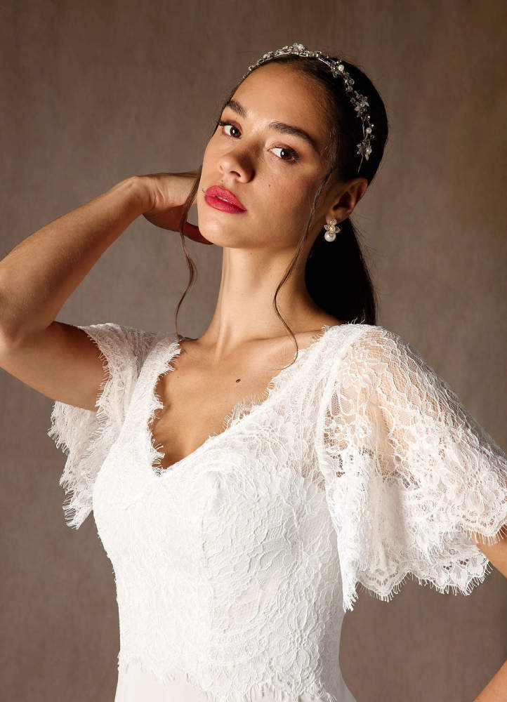 elyessen Veradis Diamond White A-Line V-Neck lace Chiffon Dress