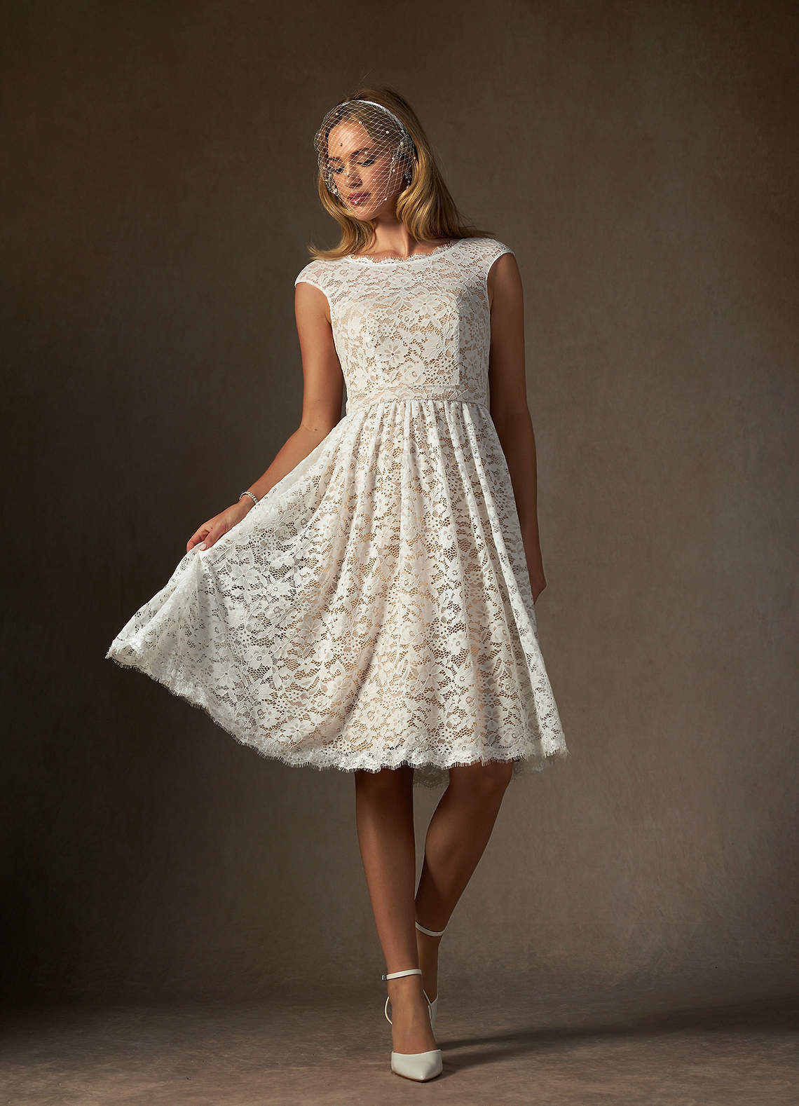 elyessen Diamond White A-Line Lace Dress