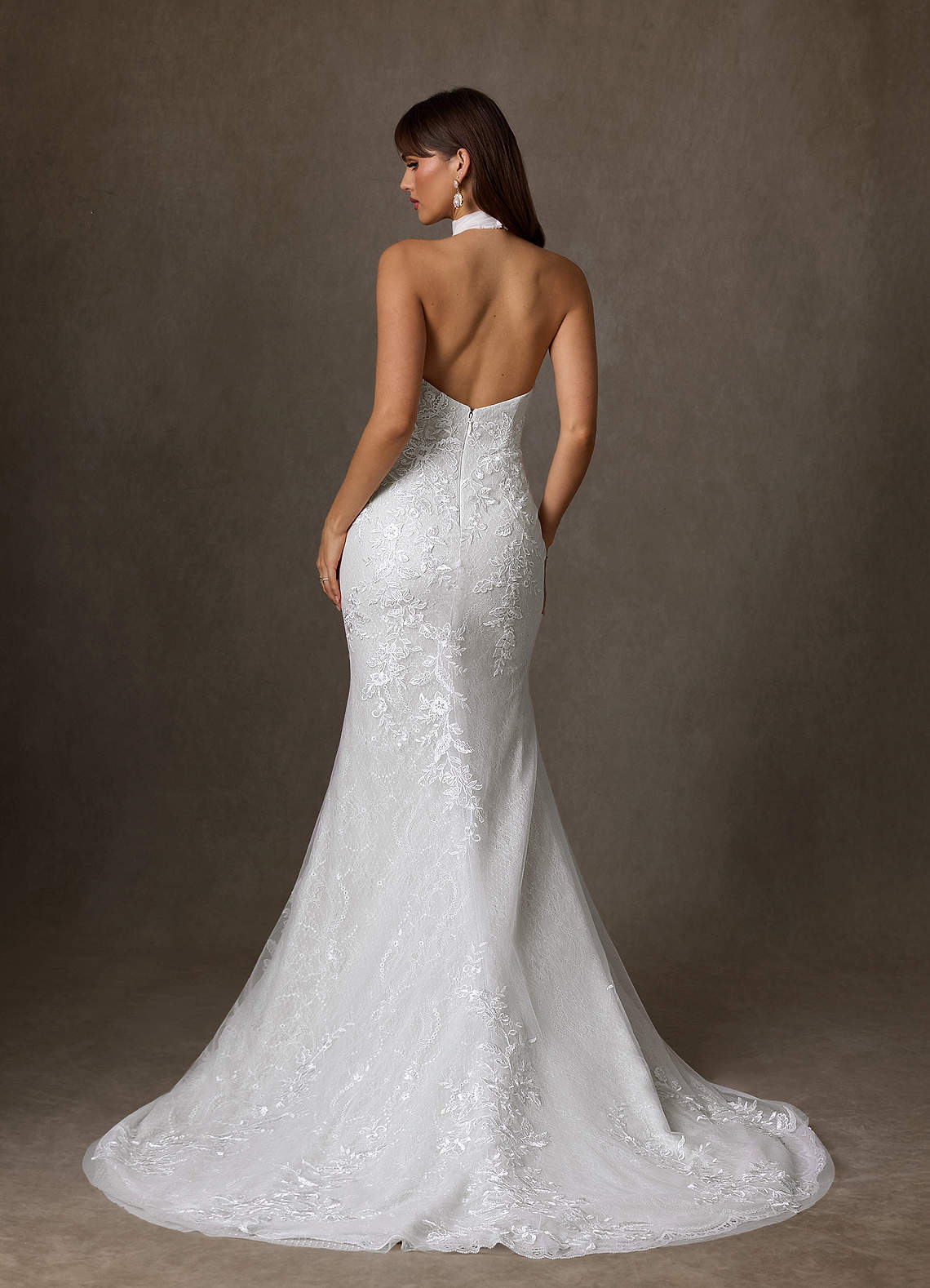 elyessen Kaiyana Diamond White Sheath High Neck Lace Dress
