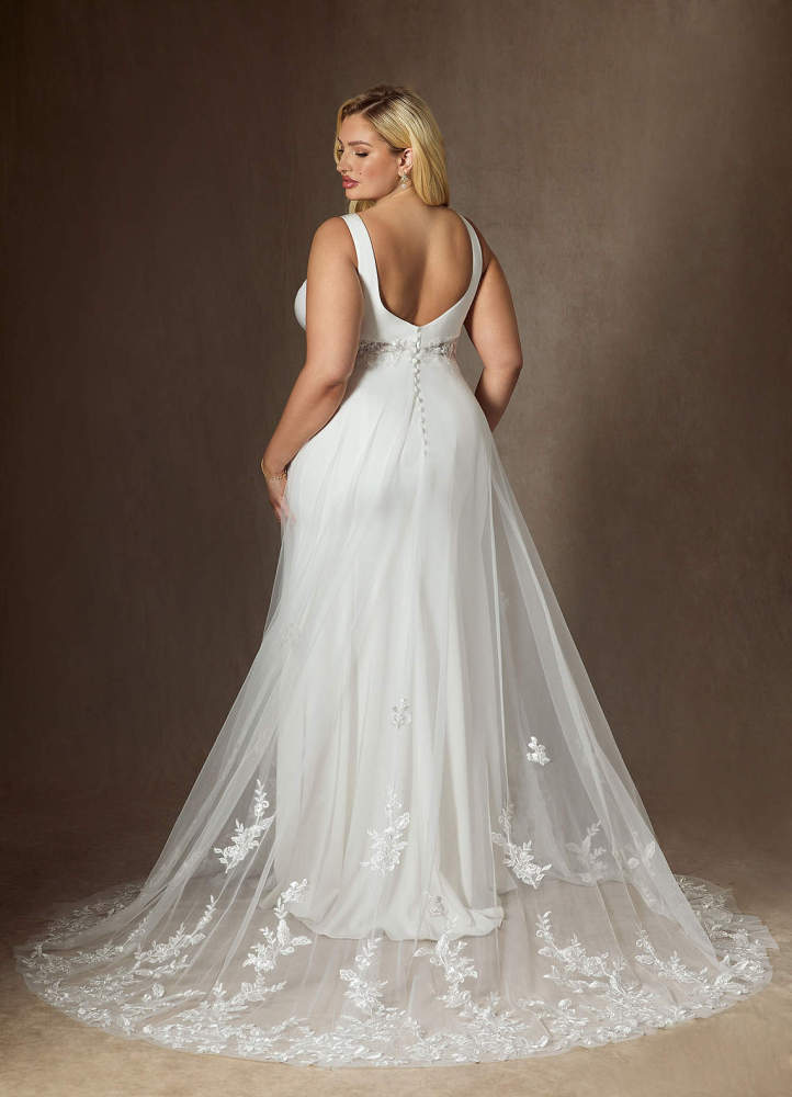 elyessen Ebony Diamond White A-Line Sequins Crepe Back Satin Dress