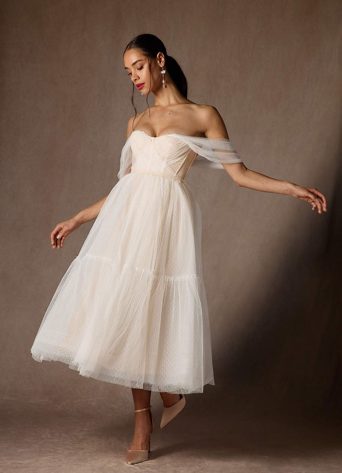 elyessen Vienna Diamond White Champagne A-Line Off-The-Shouler Tulle Dress