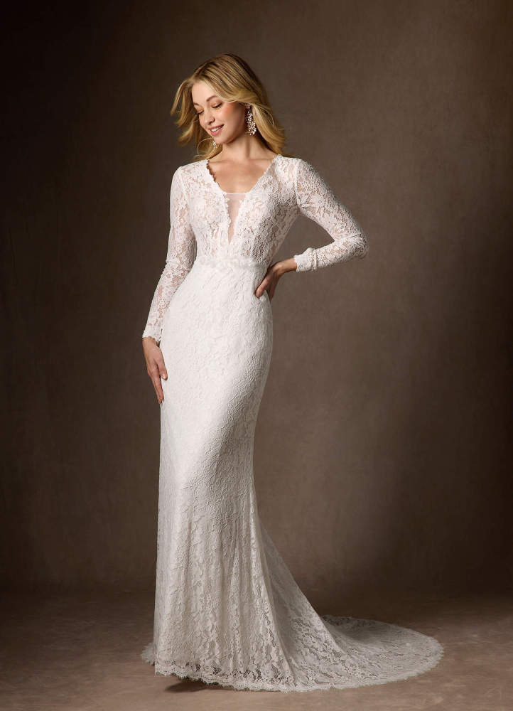 elyessen Indie Cream Sheath V-Neck Tulle Dress