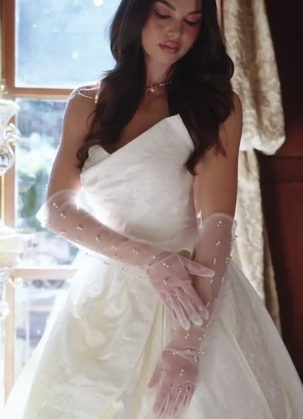 elyessen Allira Antique White Ball-Gown Strapless Floral Jacquard Dress