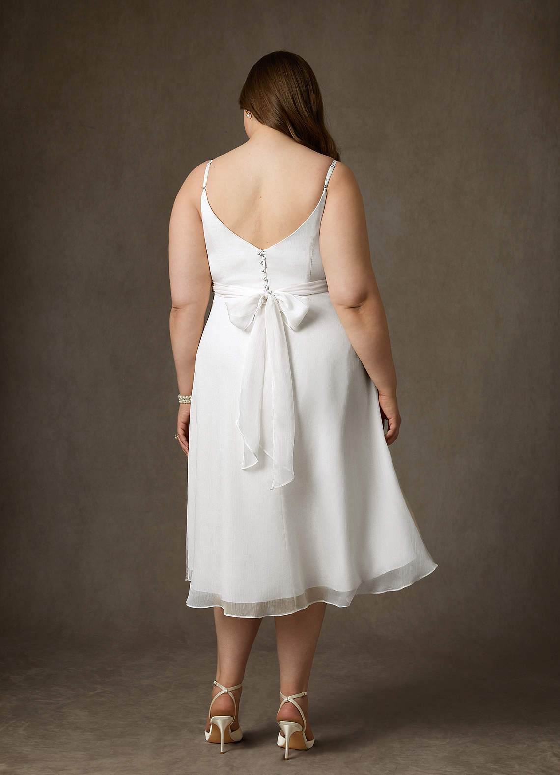 elyessen Kali Diamond White A-Line V-Neck Pleated Crinkle Chiffon Dress