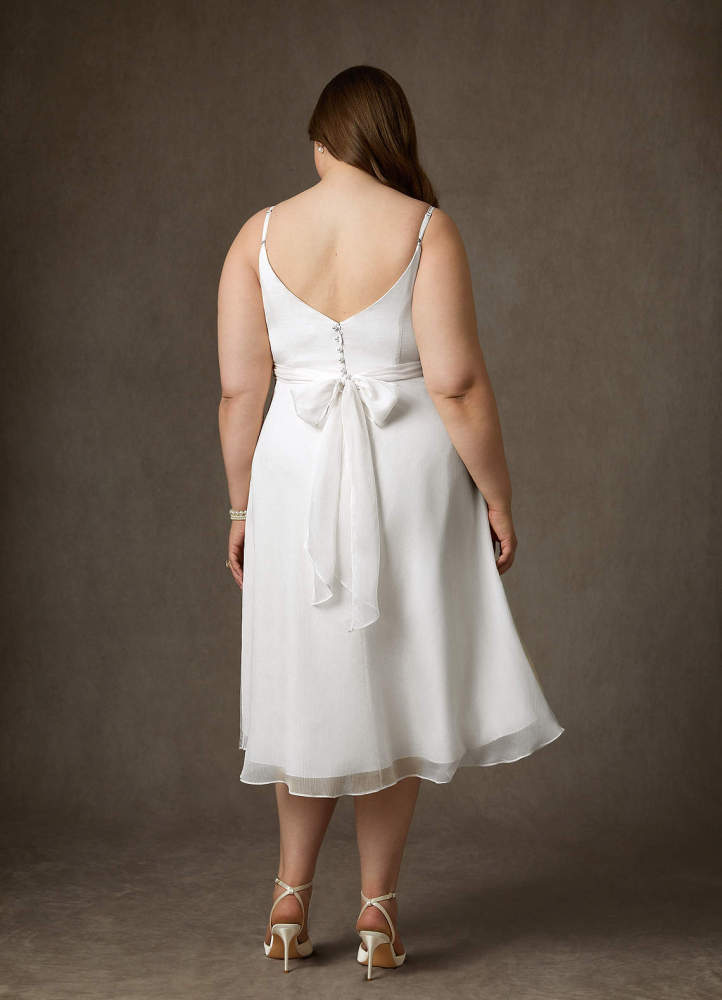 elyessen Kali Diamond White A-Line V-Neck Pleated Crinkle Chiffon Dress