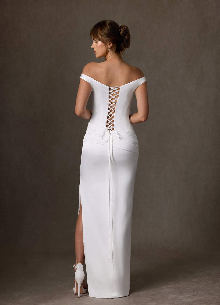 elyessen Marciana 
                Stretch Diamond White Sheath Off the Shoulder Stretch Satin Dress