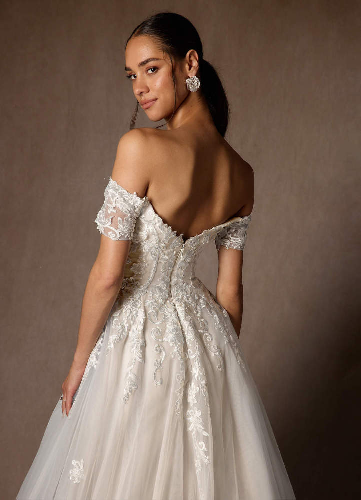elyessen  Diamond White Ball-Gown Off the Shoulder Tulle Dress
