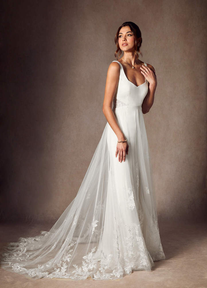 elyessen Ebony Diamond White A-Line Sequins Crepe Back Satin Dress