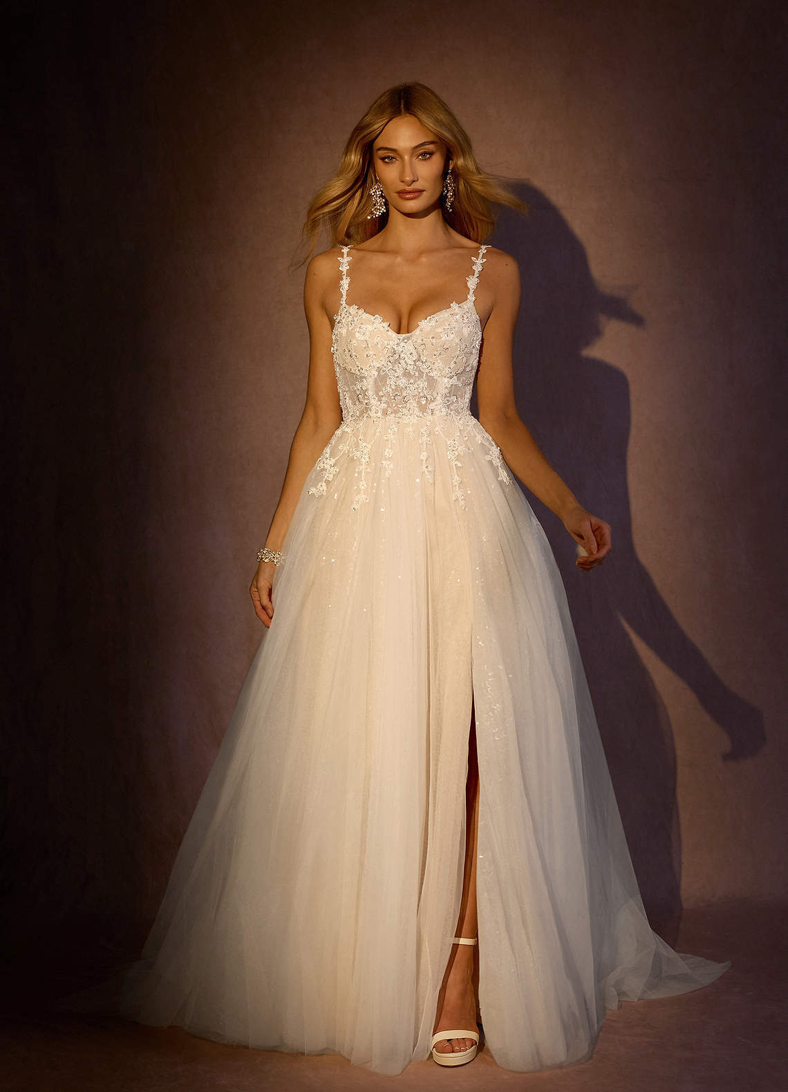 elyessen  Diamond White Champagne A-Line V-Neck Sequins Tulle Dress