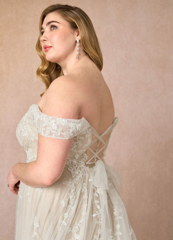 elyessen  Diamond White A-Line Off the Shoulder Tulle Dress