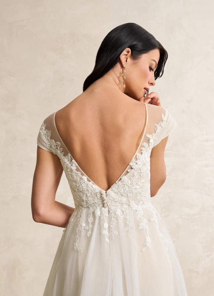 elyessen  Diamond White A-Line V-Neck Tulle Dress