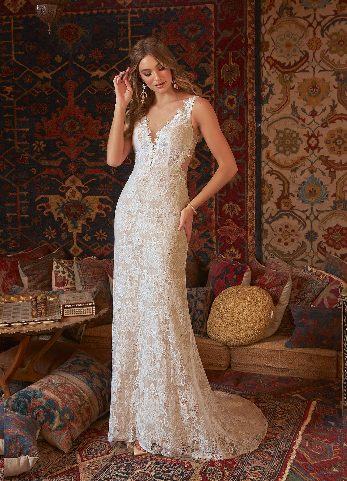 elyessen  Diamond White Champagne Mermaid V-Neck Lace Tulle Dress