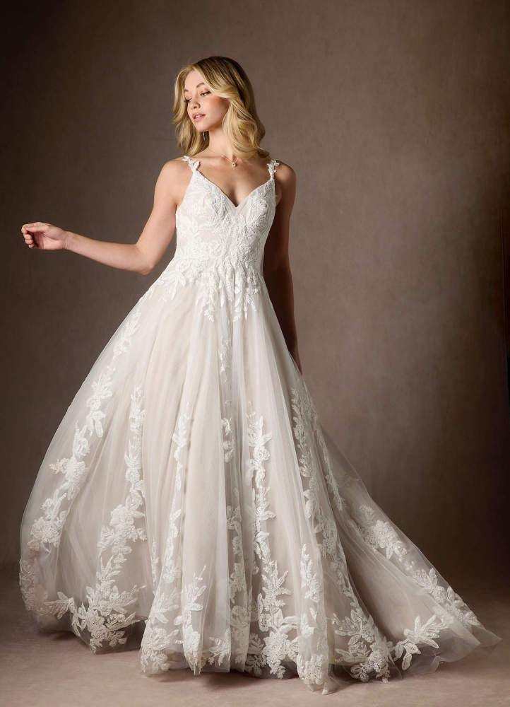 elyessen  Diamond White A-Line V-Neck Sequins Tulle Dress