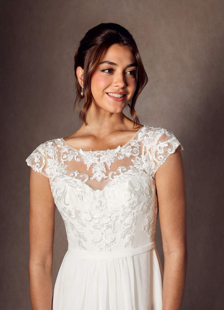 elyessen Brynslee Diamond White A-Line Scoop Sequins Chiffon Dress