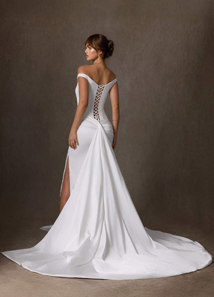 elyessen Marciana 
                Stretch Diamond White Sheath Off the Shoulder Stretch Satin Dress