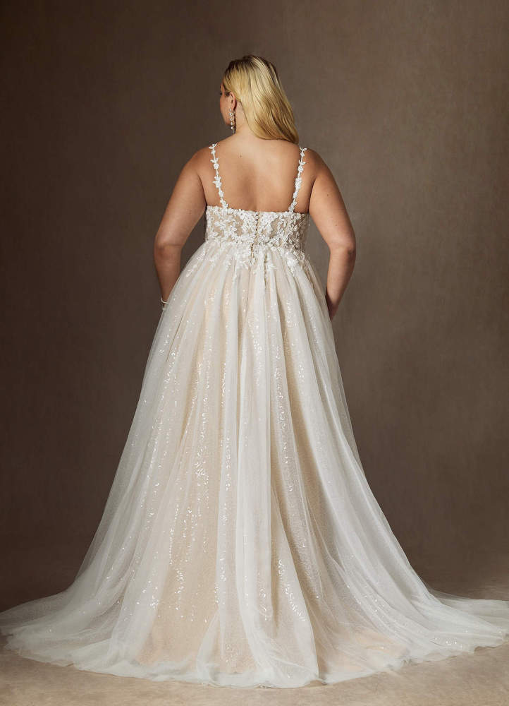 elyessen  Diamond White Champagne A-Line V-Neck Sequins Tulle Dress
