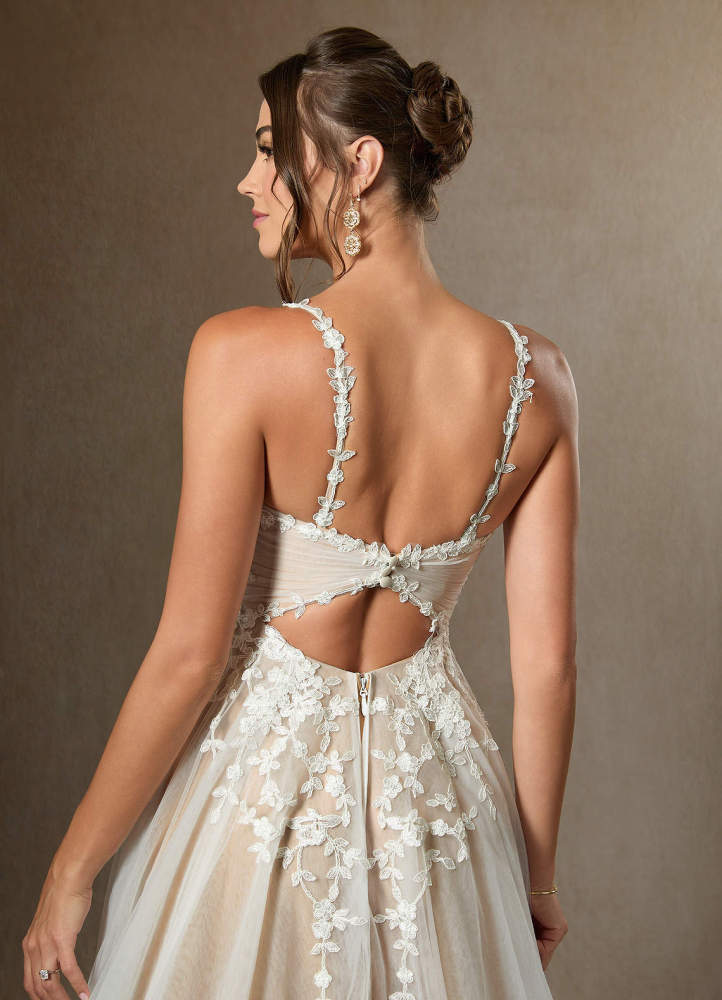 elyessen Free pannier Diamond White A-Line V-Neck Lace Tulle Dress