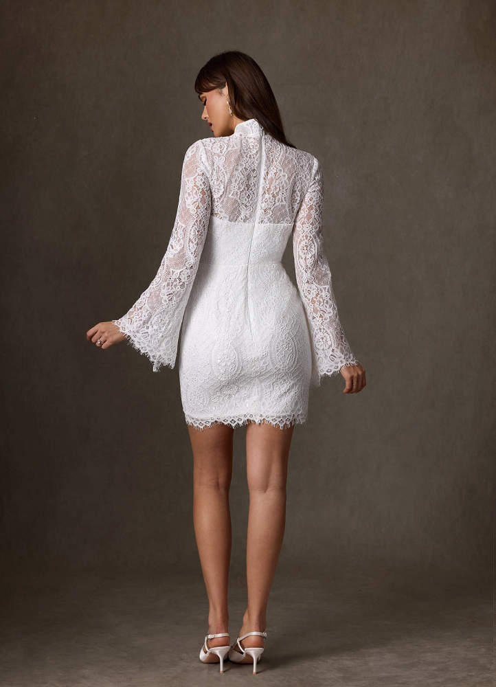elyessen Ivie Diamond White Sheath High Neck Lace Dress