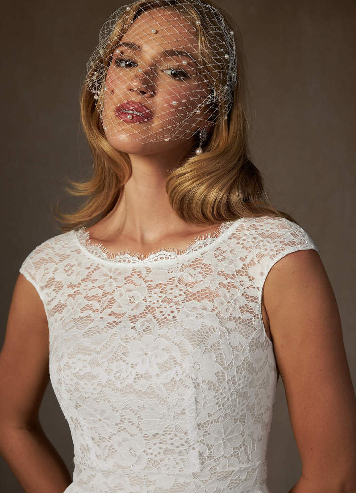 elyessen Ginnie Diamond White A-Line Lace Dress