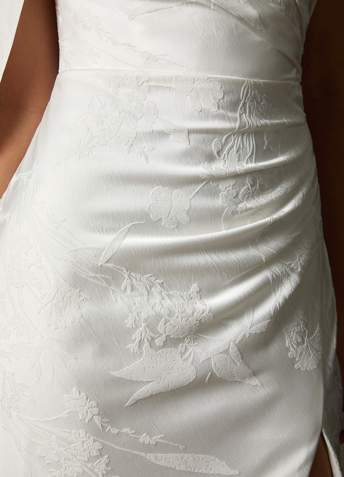elyessen Misty Diamond White Sheath One Shoulder Floral Jacquard Dress