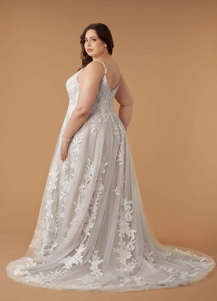 elyessen  Diamond White A-Line V-Neck Sequins Tulle Dress