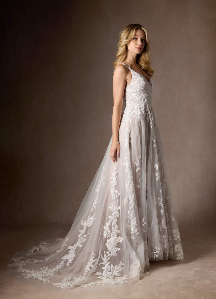 elyessen  Diamond White A-Line V-Neck Sequins Tulle Dress