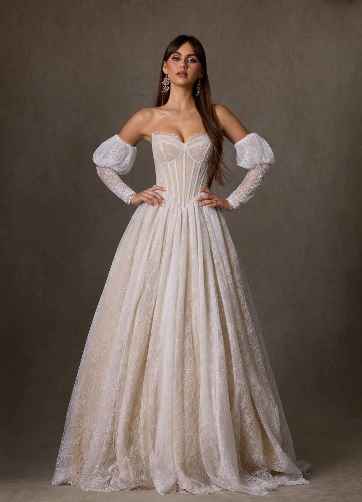 elyessen Sienna Diamond White A-Line Sweetheart Neckline Lace Dress