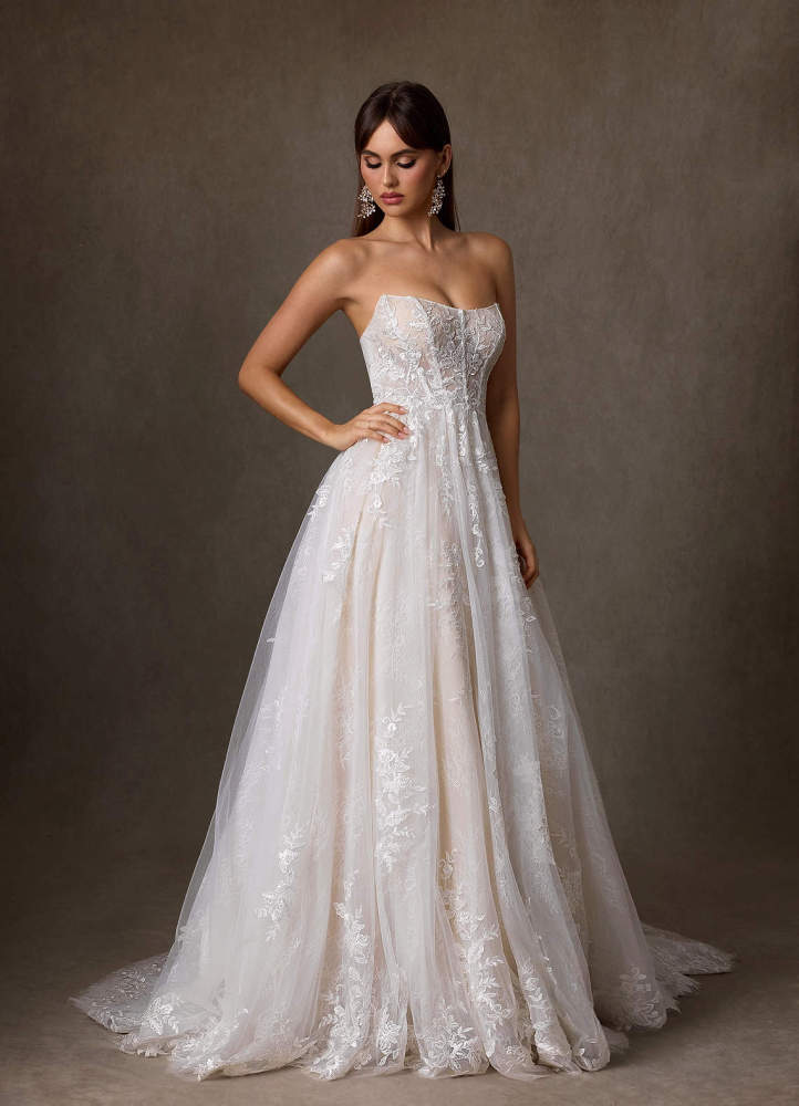 elyessen Two-Piece Diamond White Ball-Gown Strapless Lace Dress
