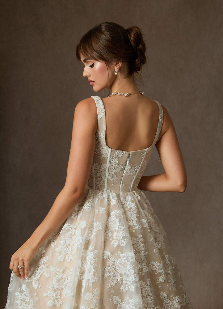 elyessen Geneva Diamond White Ball-Gown Square Neckline Lace Dress