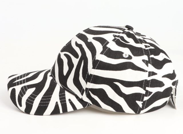 New Cross-Border Cartoon Cow Print & Leopard Print Baseball Caps, Curved Brim Hard Top Fashion Sun Hats for Men and Women