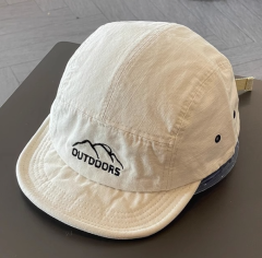 High-quality Japanese-style short-brim baseball cap for women, street-style soft brim 5-panel sun hat, unisex for students & outdoor use