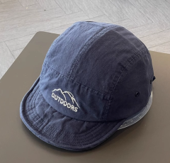 High-quality Japanese-style short-brim baseball cap for women, street-style soft brim 5-panel sun hat, unisex for students & outdoor use