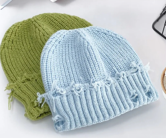 Custom Logo Knitted Beanie Korean Style Trendy Solid Color Distressed Cold Hat Autumn Winter Warm Skull Cap For Women Men