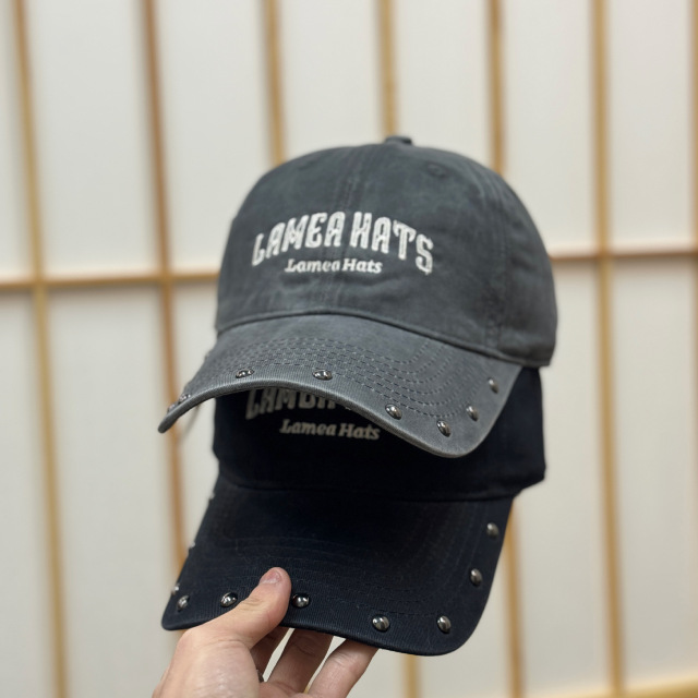 2026 New American Washed Denim Rivet Baseball Cap for Women, Soft Top Large Head Circumference Hat, Face Slimming Fashion Casual Adjustable Dad Hat