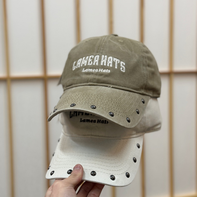 2026 New American Washed Denim Rivet Baseball Cap for Women, Soft Top Large Head Circumference Hat, Face Slimming Fashion Casual Adjustable Dad Hat