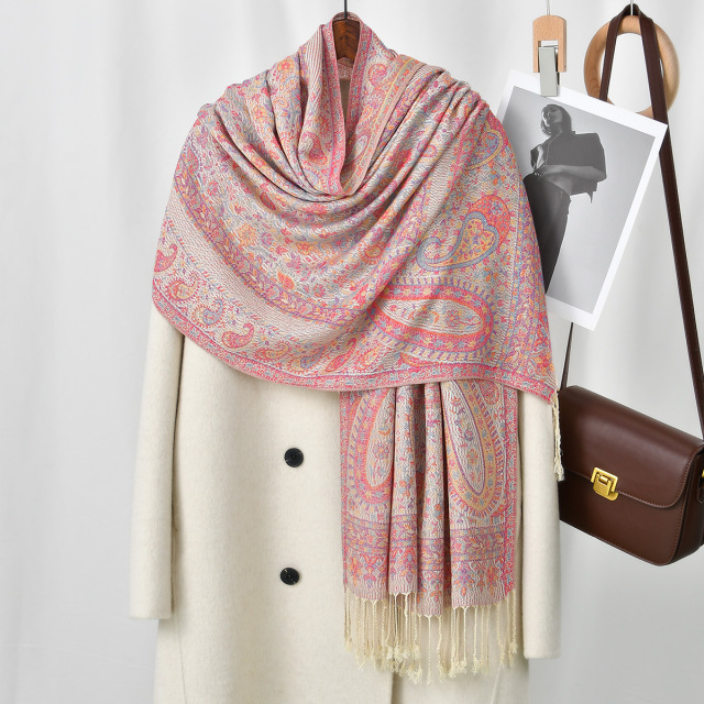 Vintage Paisley Print Shawl with Fringe – Elegant Autumn Winter Scarf