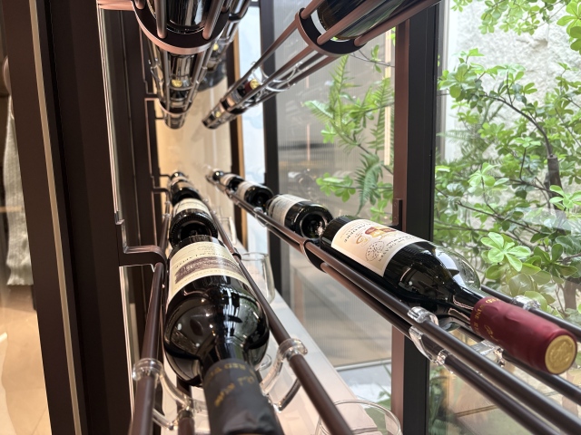 Column-supported Glass Wine Cabinet