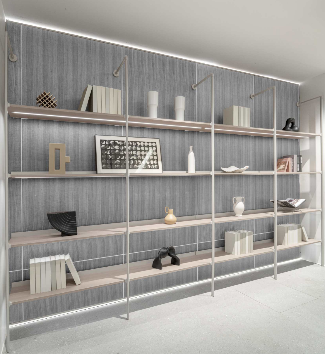 Curved column 18mm board shelf