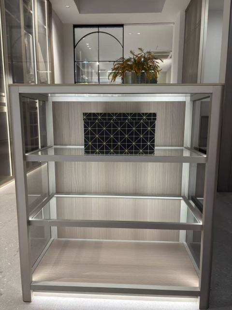 Curved corner island