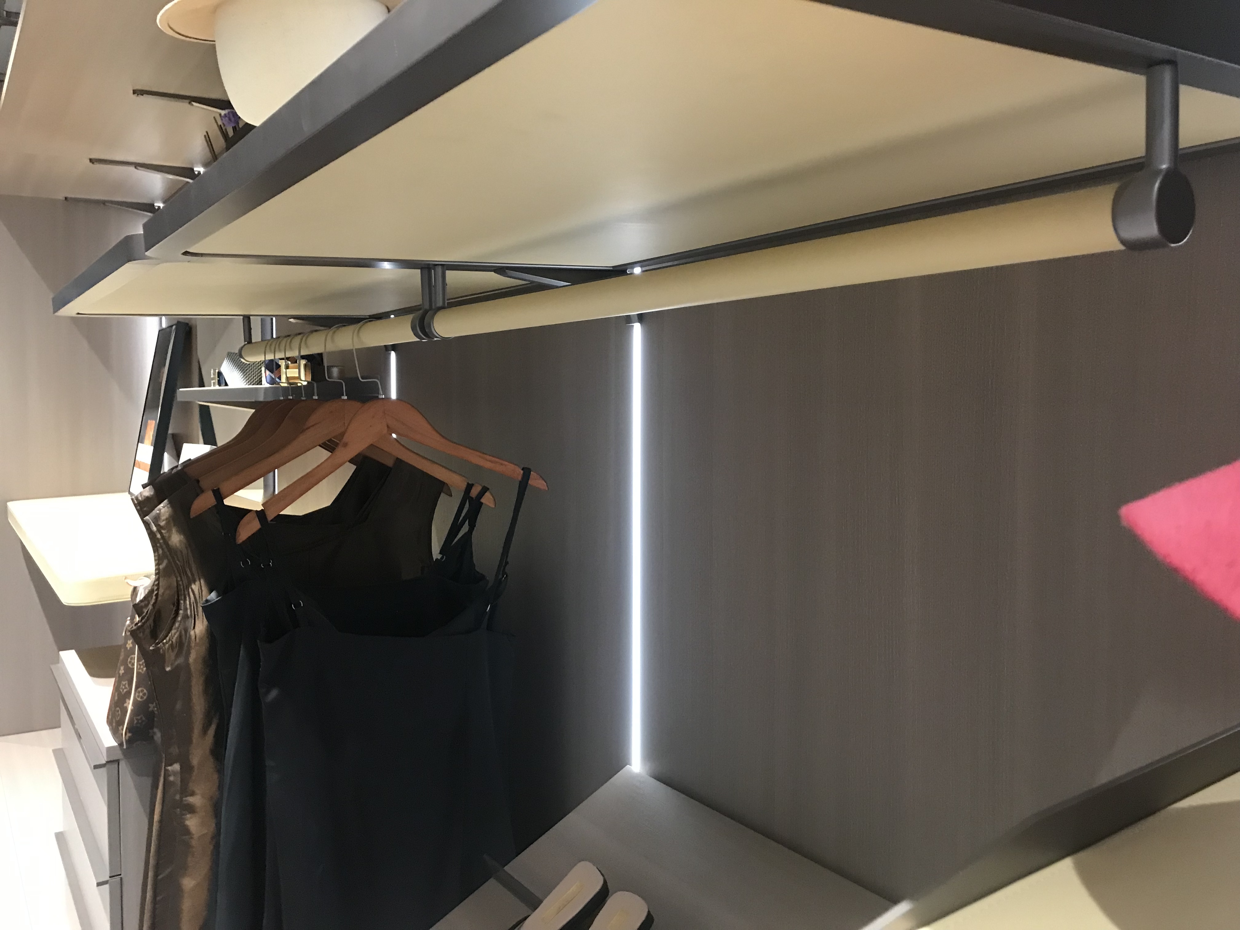 Walk in closet (columns with LED lights)