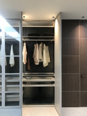 Wall closet