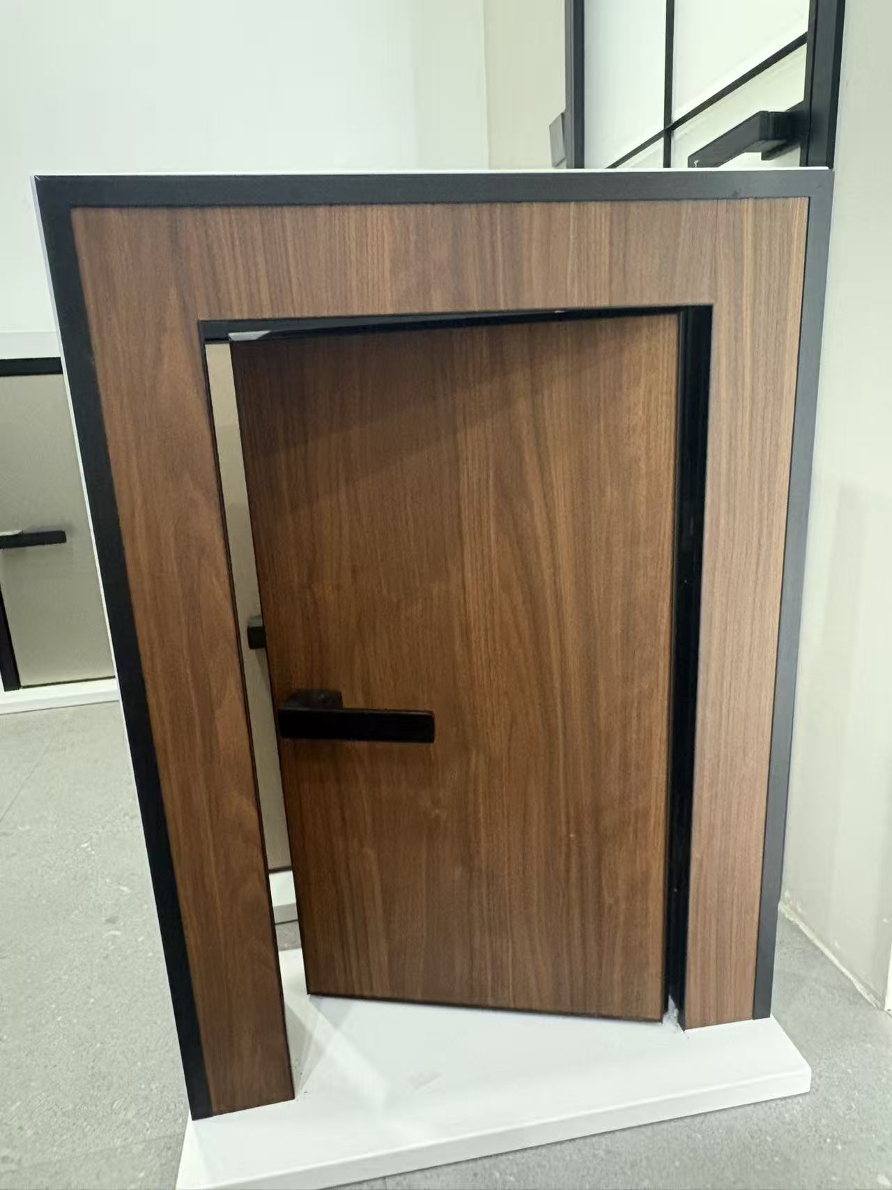 Eco door