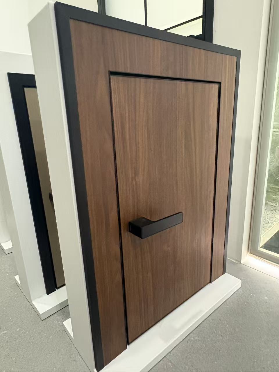 Eco door