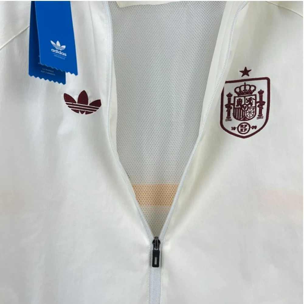 Spain 2026 World Cup - Off-white trench coat jacket