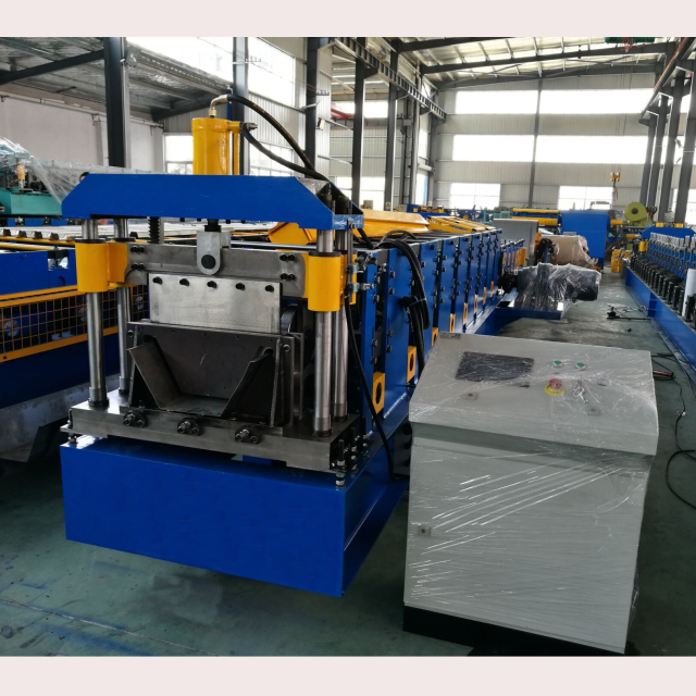 Rain Gutter Forming Machine