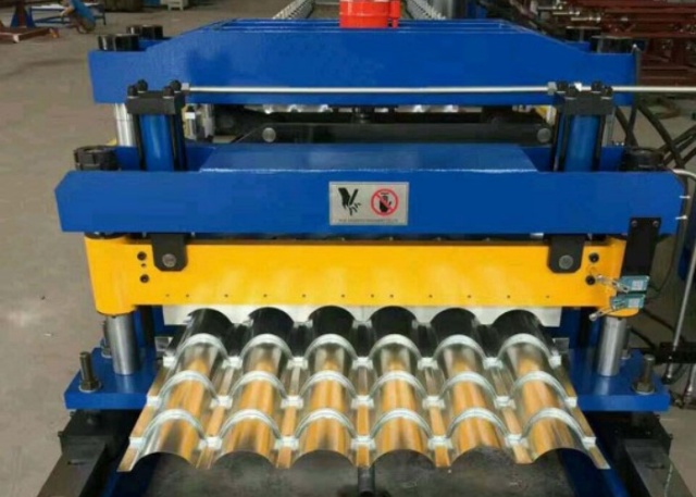 Glazed tile roll former supplier in China