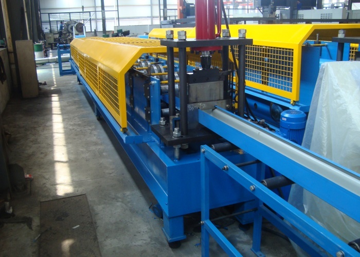 Steel Gutter Roll Forming Machine